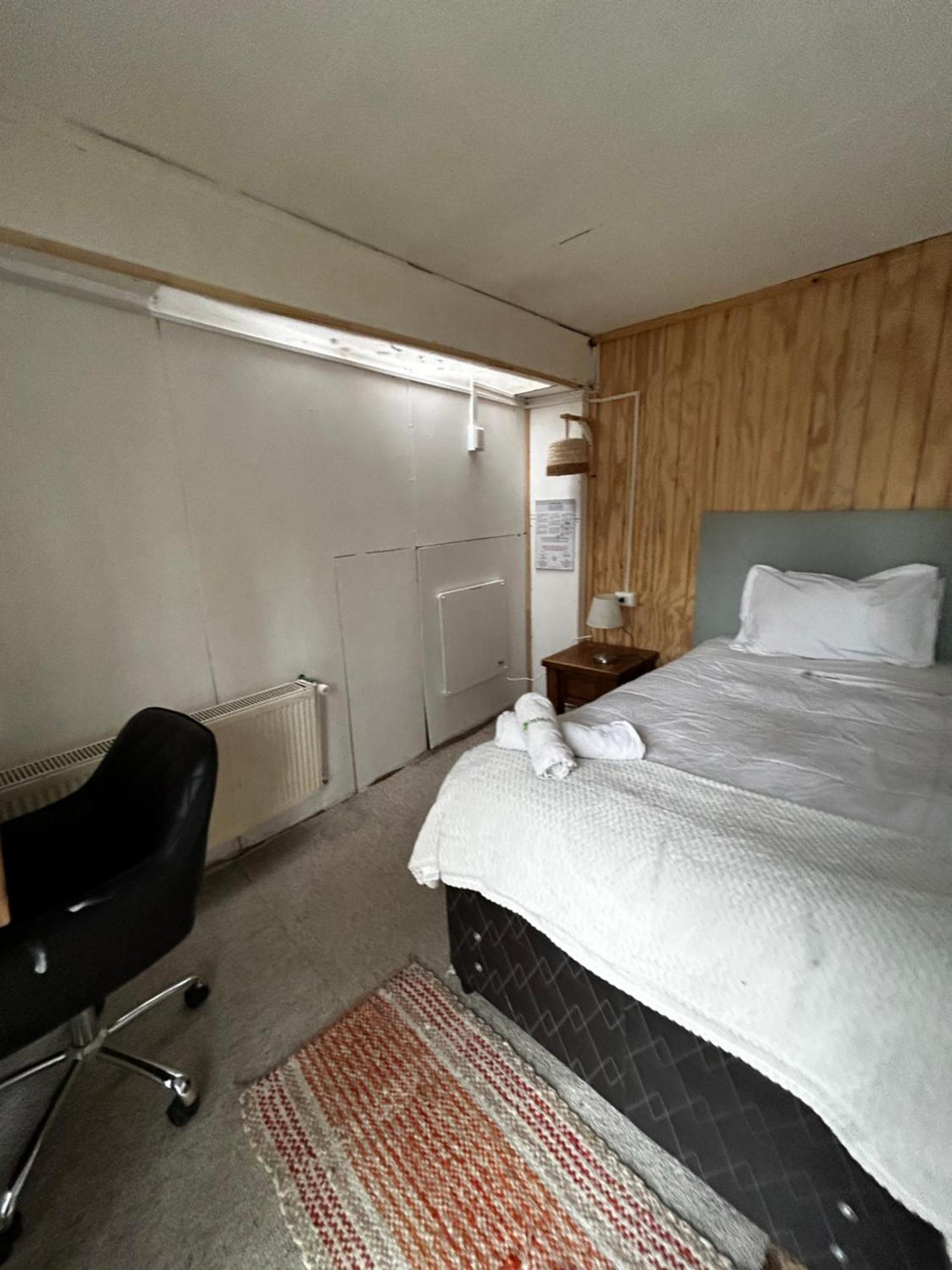 Casa Balmaceda Backpackers Hostel Coyhaique Exterior photo